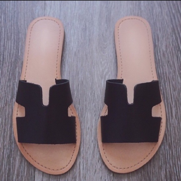 Shoes - Black Open Toe Cutout Flat Sandal